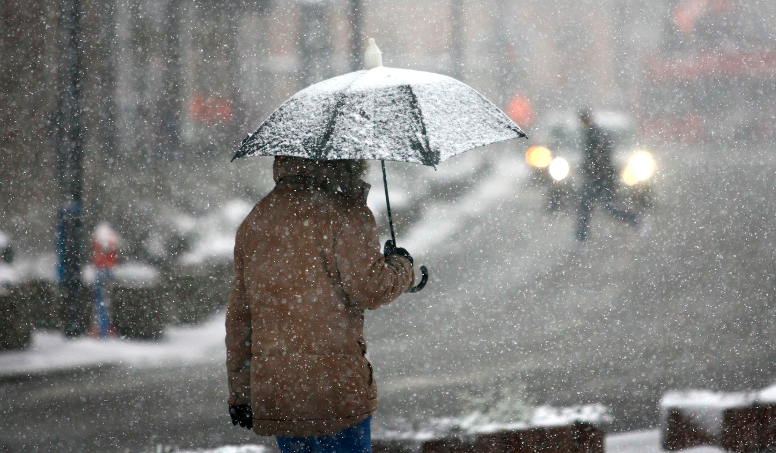 В Баку ожидается снег, температура воздуха понизится на 5-10 градусов