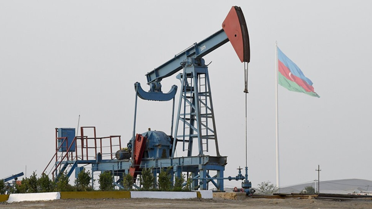 Цена азербайджанской нефти приближается к 67 долларам