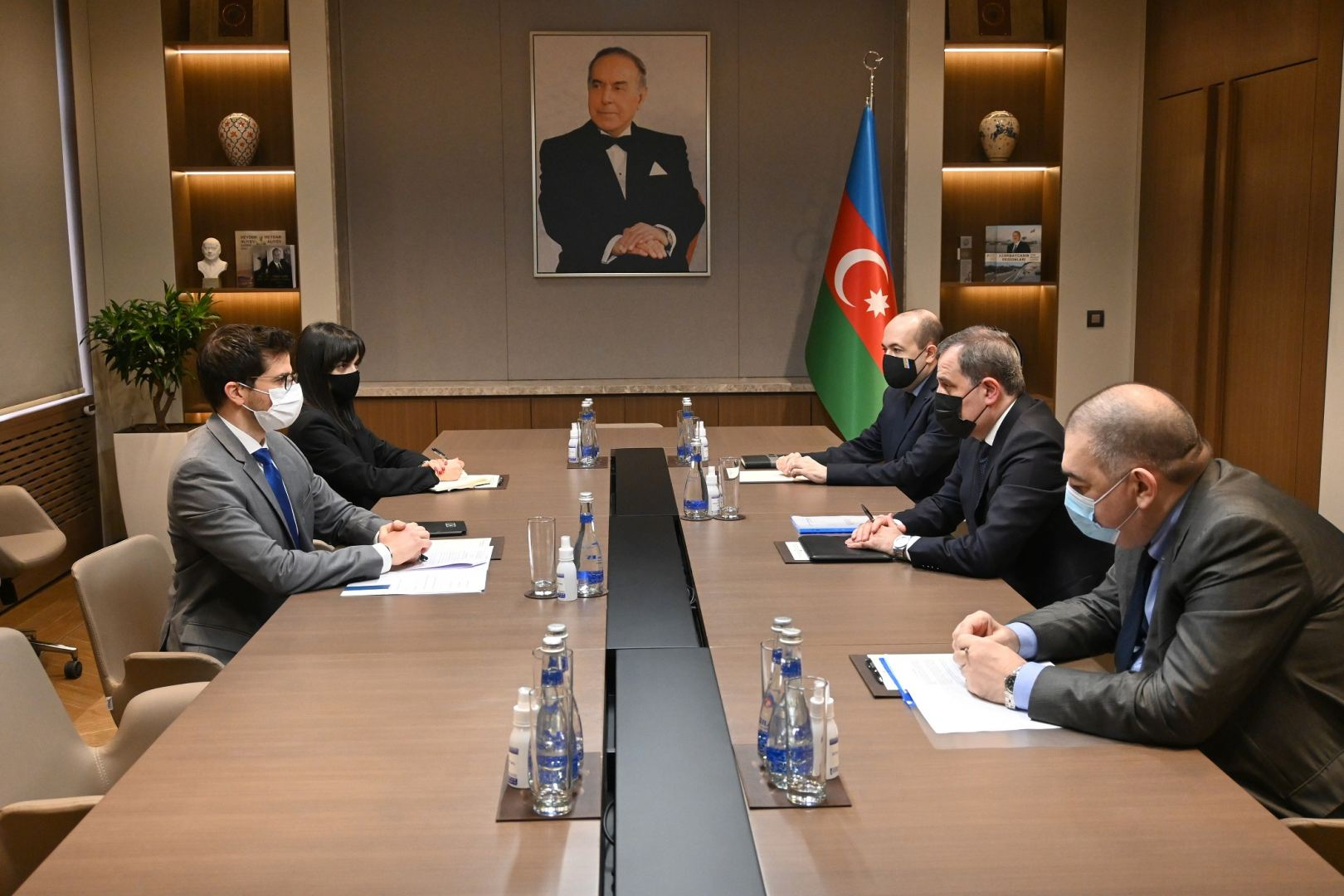 Глава МИД Азербайджана встретился с послом Израиля - ФОТО