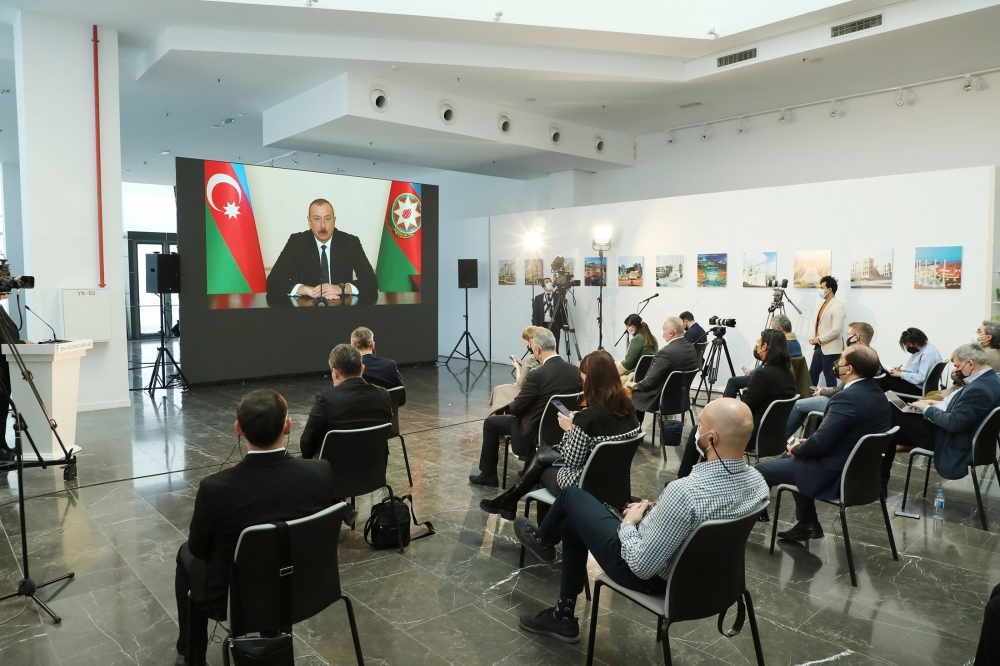 Президент Ильхам Алиев провел пресс-конференцию - ВИДЕО