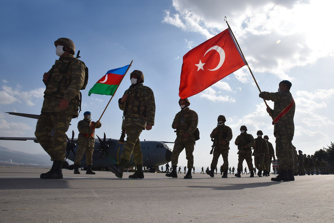 Азербайджанские военнослужащие отправились в Турцию: начинаются новые учения - ФОТО