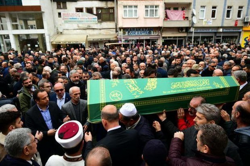 Массовое заражение COVID-19 зафиксировано на похоронах в Турции