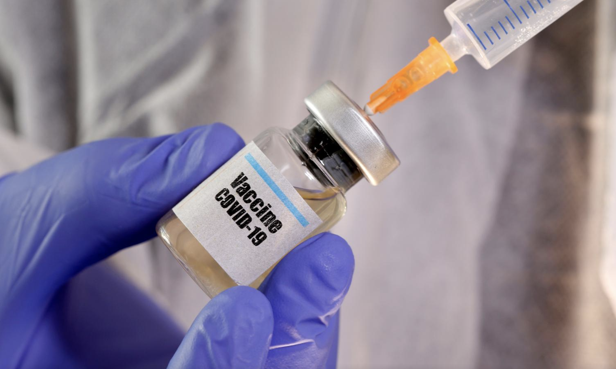 Евросоюз продлил до конца июня запрет на экспорт вакцин от коронавируса