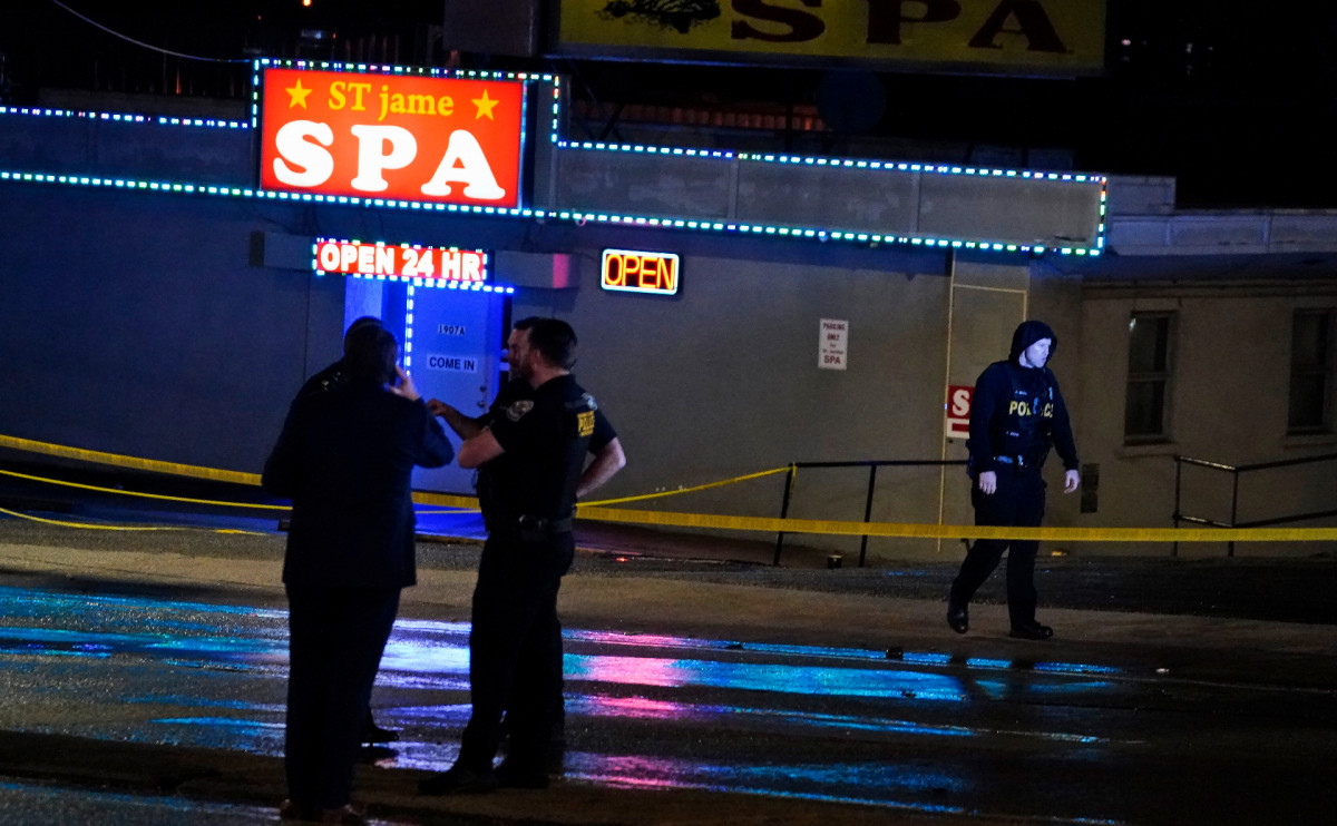 В США при стрельбе в трех спа-салонах погибли 7 человек