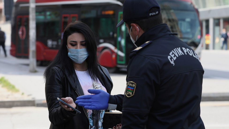 В Азербайджане предлагается отменить один из карантинных запретов