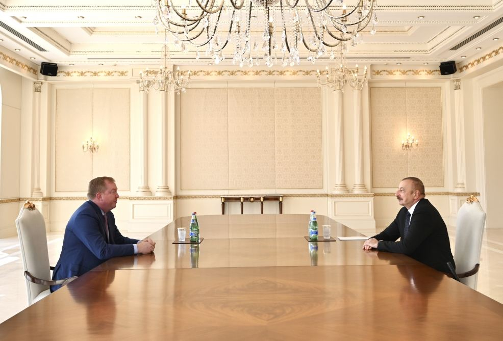 Президент Ильхам Алиев принял главу Boeing Commercial Airplanes - ВИДЕО