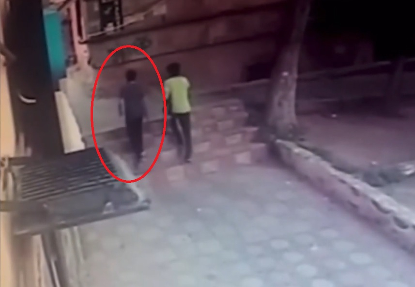 В Баку скончался подросток, на которого упала каменная плита - ВИДЕО