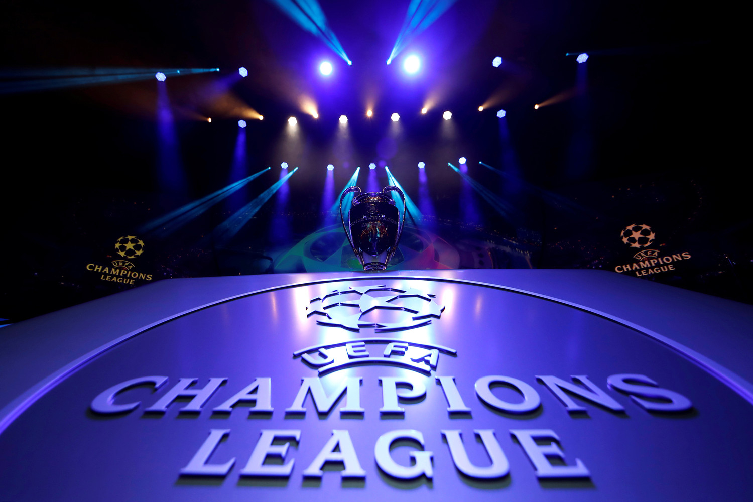 УЕФА решил перенести финал Лиги чемпионов из Стамбула