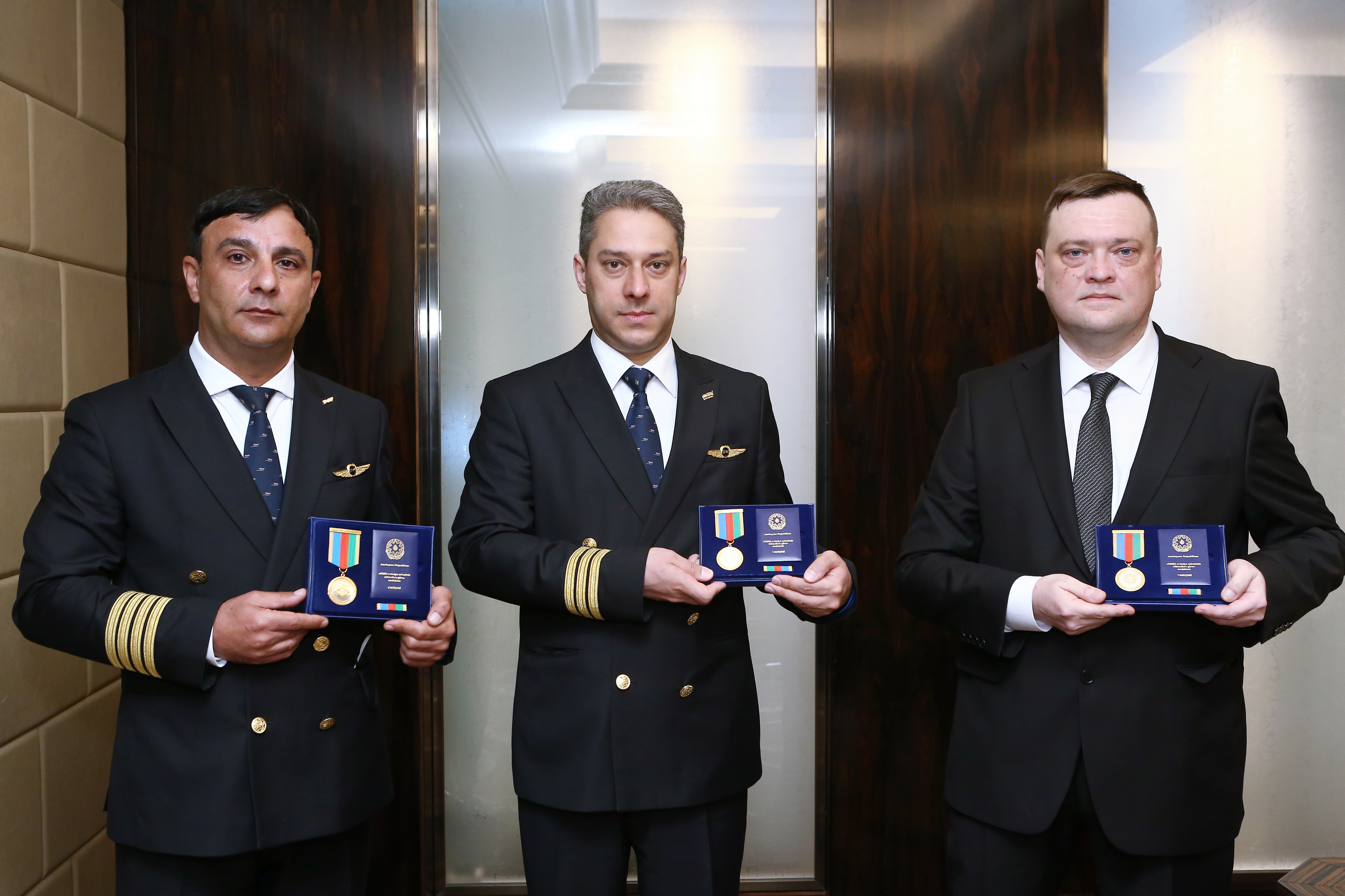Сотрудники Silk Way West Airlines награждены по случаю профессионального праздника