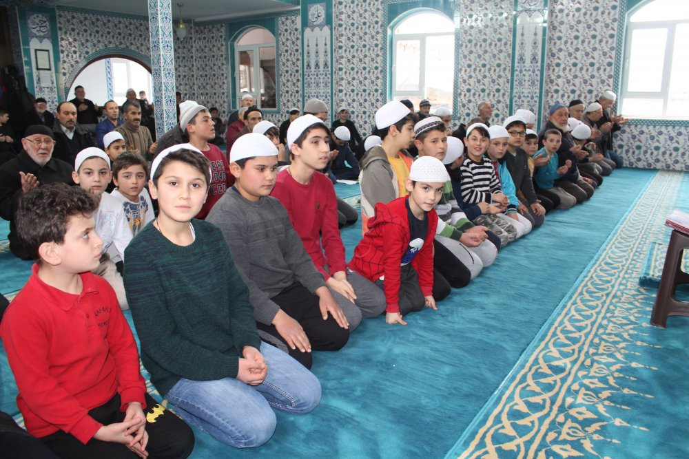 Смягчено решение оперштаба о посещении мечетей
