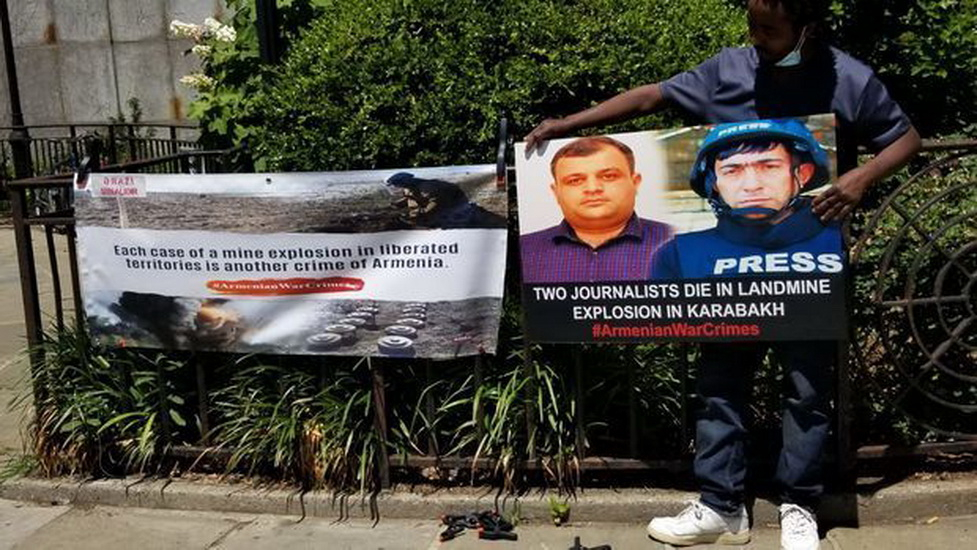 В Нью-Йорке прошла акция в связи с гибелью азербайджанских журналистов - ФОТО