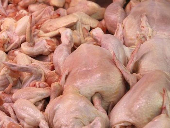 Ограничен импорт мяса птицы из двух стран в Азербайджан