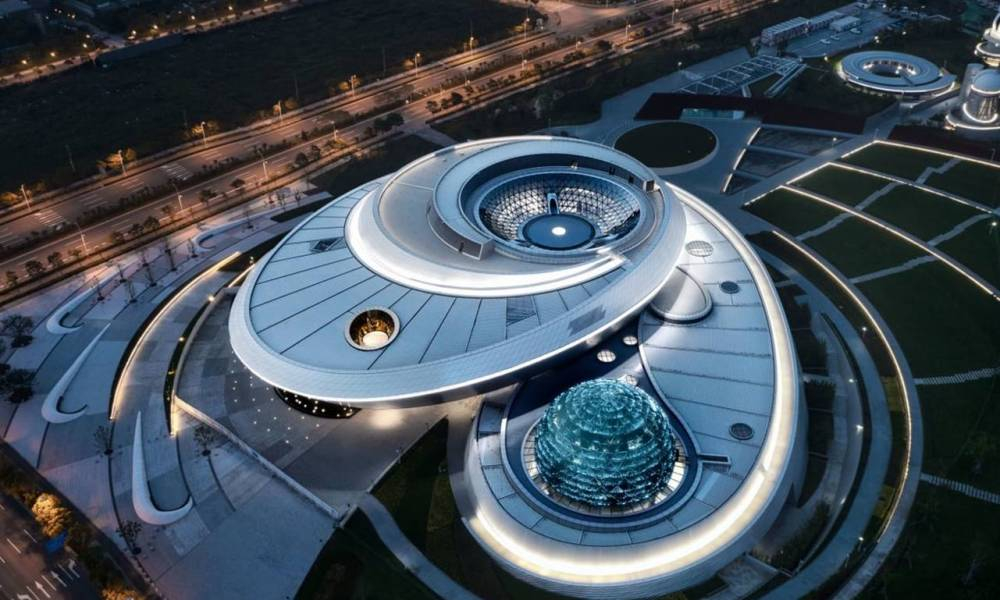 В Китае открыли крупнейший в мире планетарий - ВИДЕО