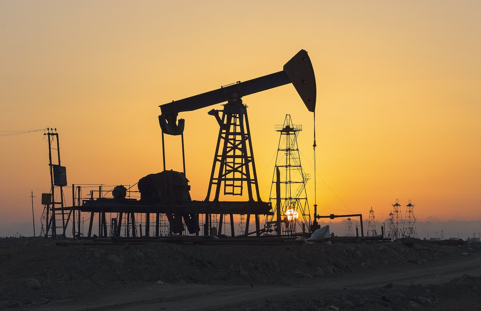 Азербайджанская нефть значительно подешевела