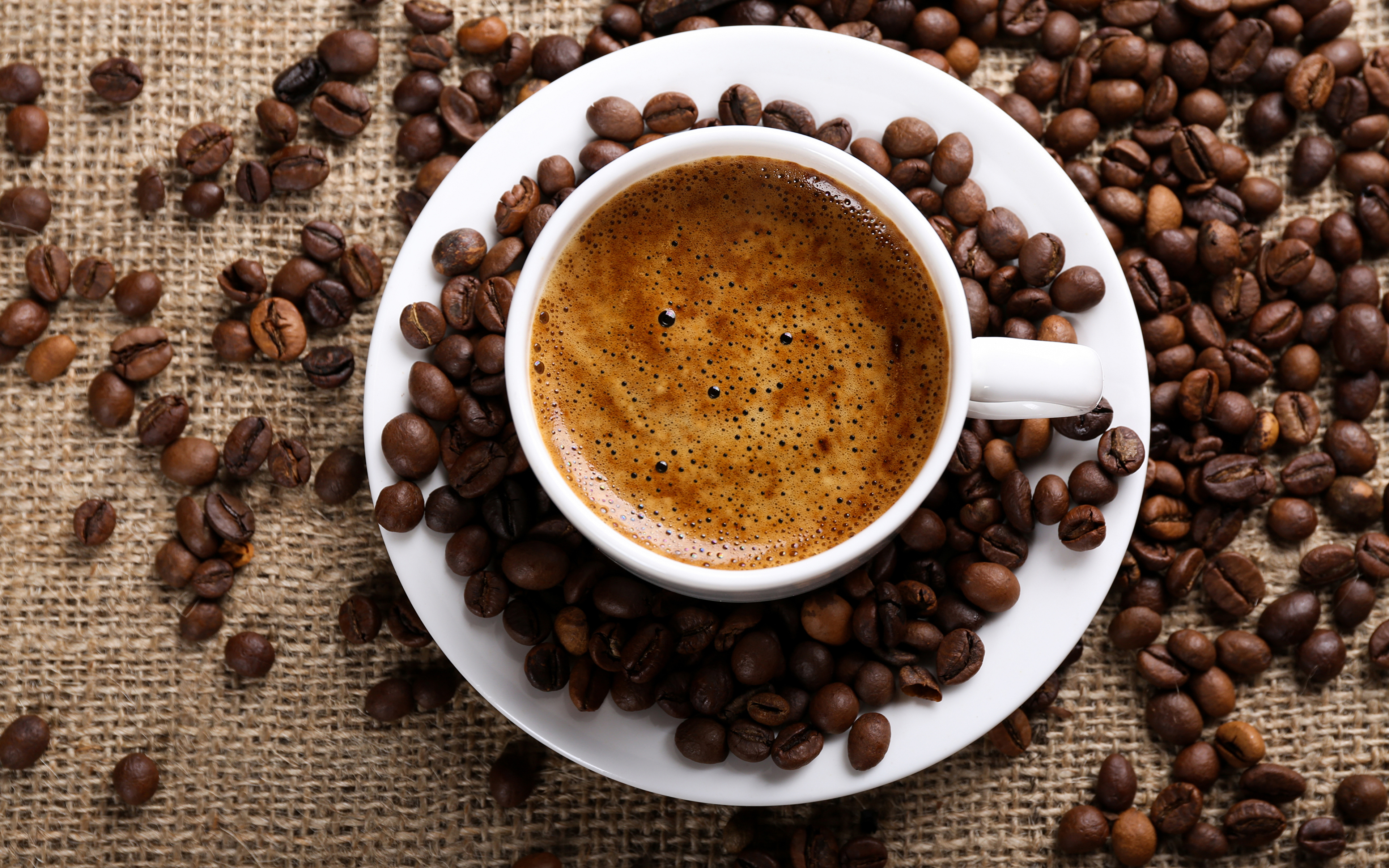 Ученые выяснили, сколько чашек кофе можно выпить за день