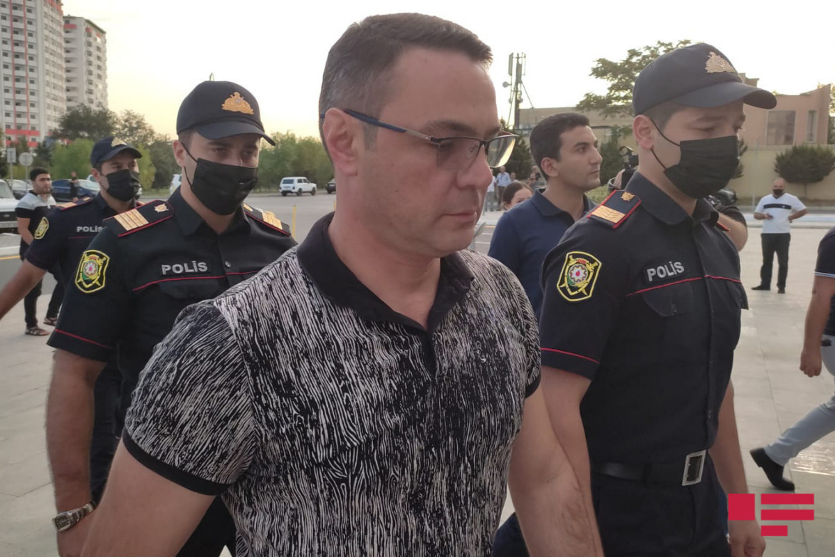 Эльданиз Салимов доставлен в суд - ОБНОВЛЕНО + ВИДЕО