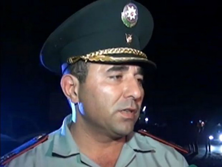 В Азербайджане мужчина ударил ножом экс-начальника отделения полиции, а затем покончил с собой - ОБНОВЛЕНО