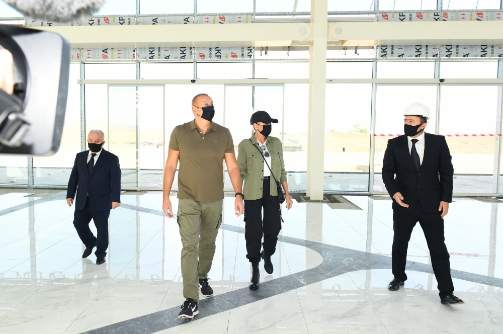 Ильхам Алиев и Мехрибан Алиева ознакомились с ходом работ в Физулинском международном аэропорту - ФОТО