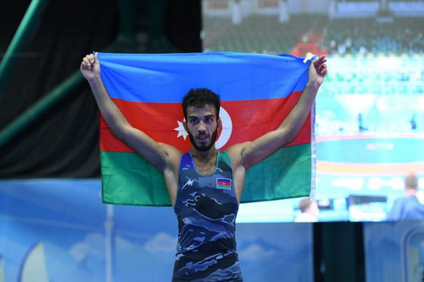 Игры стран СНГ: Азербайджанские борцы завоевали "золото" и "бронзу"