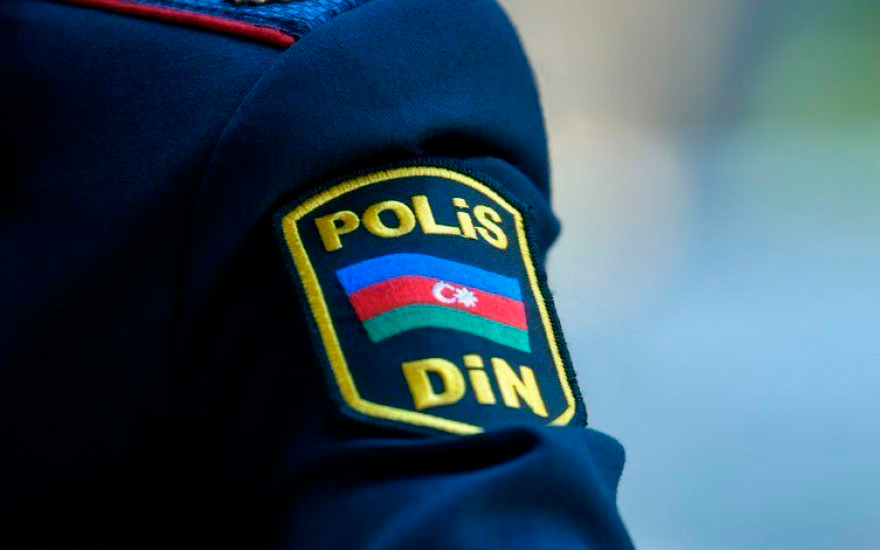 В Баку трагически погибший полицейский успел спасти четырех человек - ФОТО