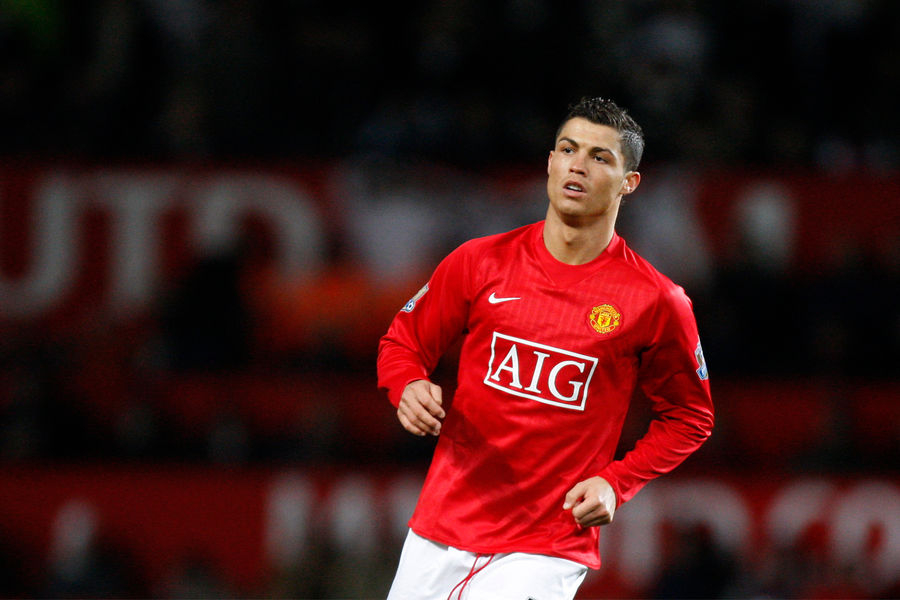 "Манчестер Юнайтед" за 12 часов продал футболки Криштиану Роналду на $45 млн