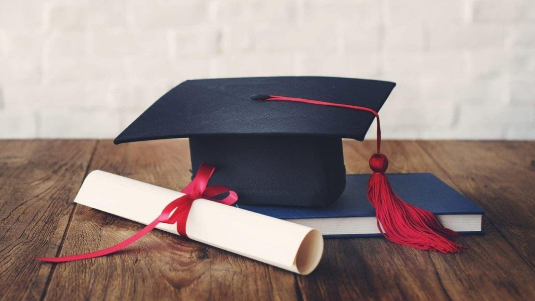 Дипломы 73 отучившихся за границей студентов не были признаны