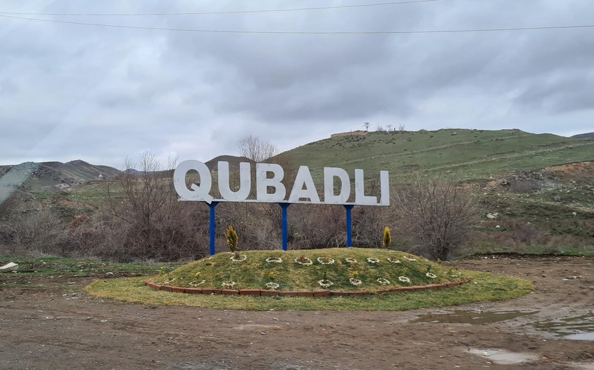 Президент Азербайджана и первая леди на открытии подстанции "Губадлы"