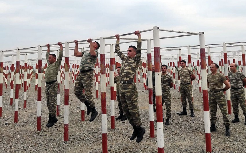 В азербайджанской армии прошли состязания среди командиров батальонов - ФОТО