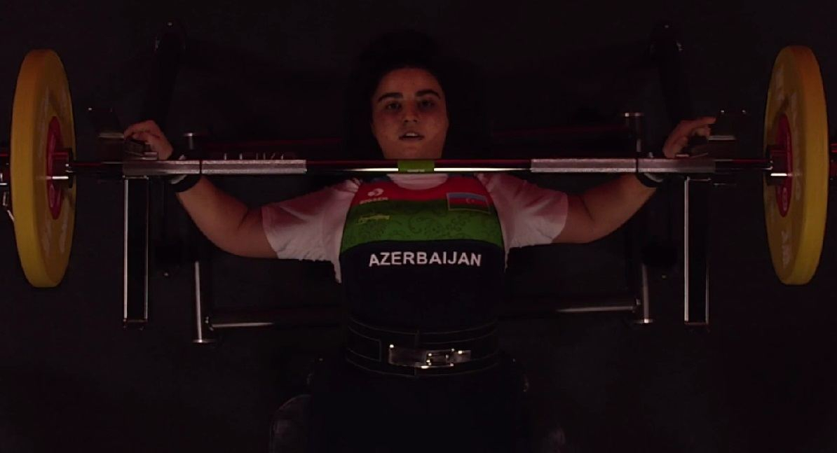 Азербайджанская атлетка стала чемпионкой мира по пауэрлифтингу