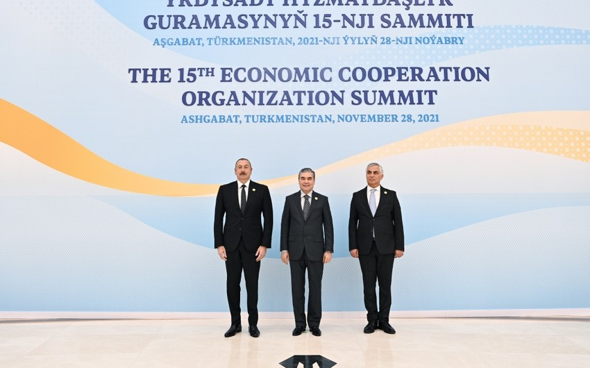 Президент Ильхам Алиев принимает участие в 15-м Саммите ОЭС в Ашхабаде - ФОТО