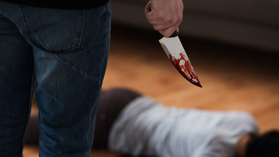 В Баку мужчина зарезал 23-летнюю жену