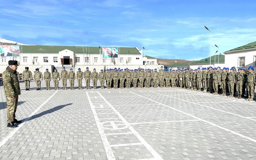 Начальник Генштаба азербайджанской армии побывал в Сухопутных войсках ВС страны - ФОТО