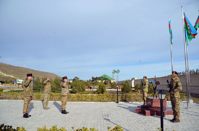 Министр обороны посетил воинскую часть Сил специального назначения - ВИДЕО