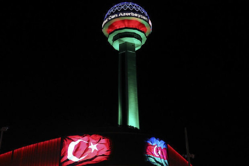 Башня Атакуле в Анкаре окрасилась в цвета азербайджанского флага