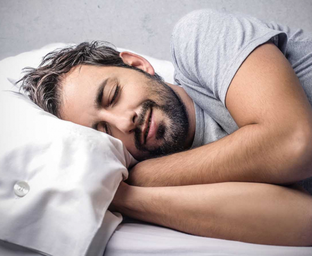 Ученые выяснили, как мозг во сне реагирует на чужие голоса