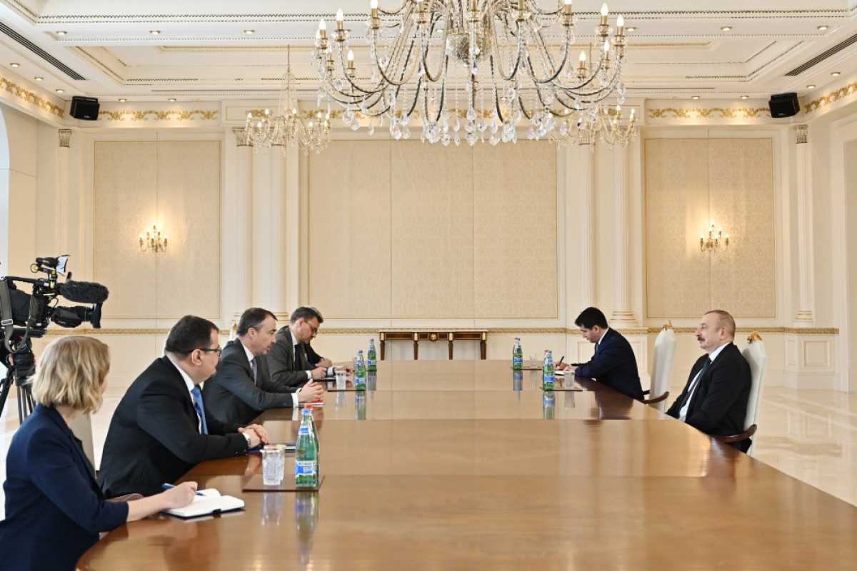 Президент Ильхам Алиев принял спецпредставителя ЕС