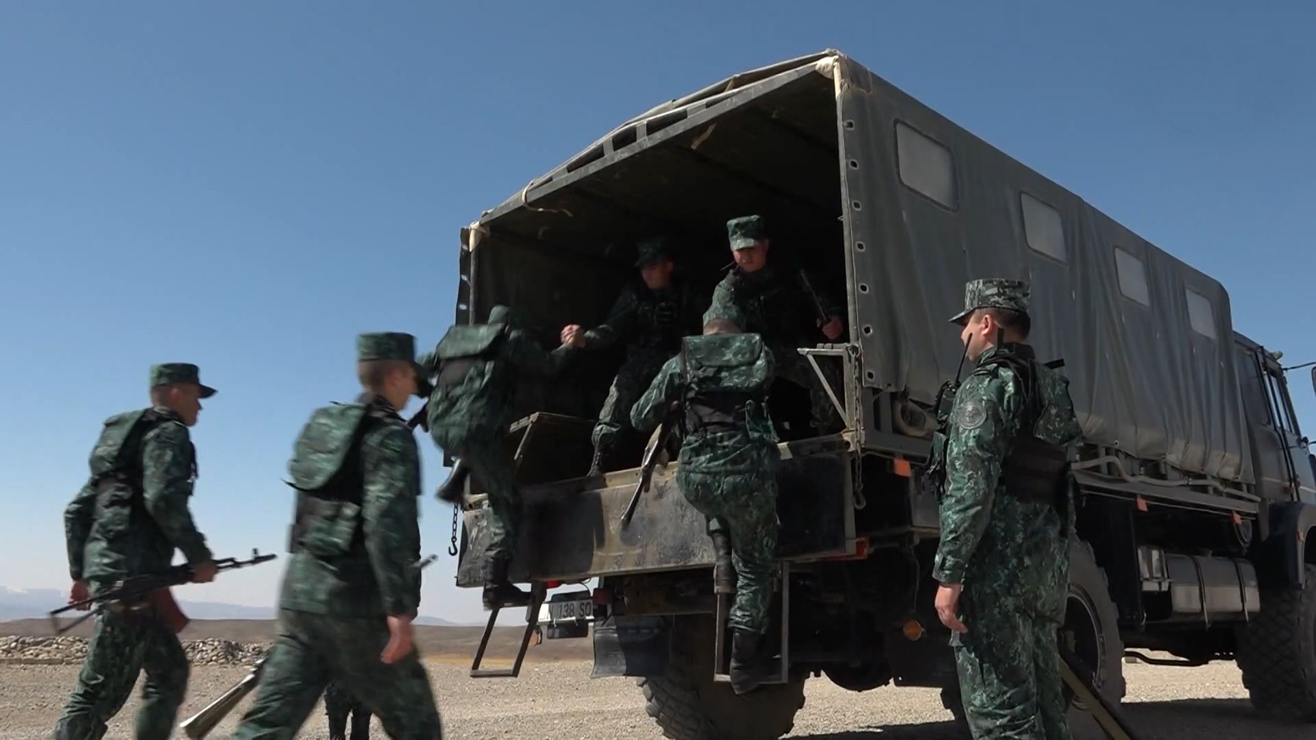Азербайджанский спецназ провел учения в Нахчыване - ВИДЕО
