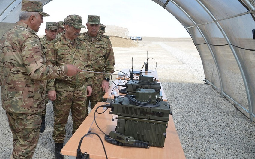 Проводятся комплексные учения с подразделениями связи азербайджанской армии - ВИДЕО