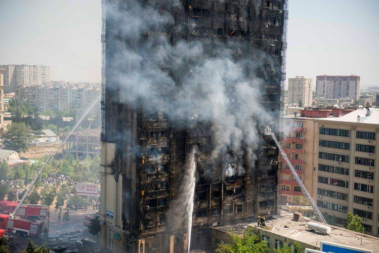 Сегодня 7-я годовщина со дня чудовищного пожара в Баку - ФОТО