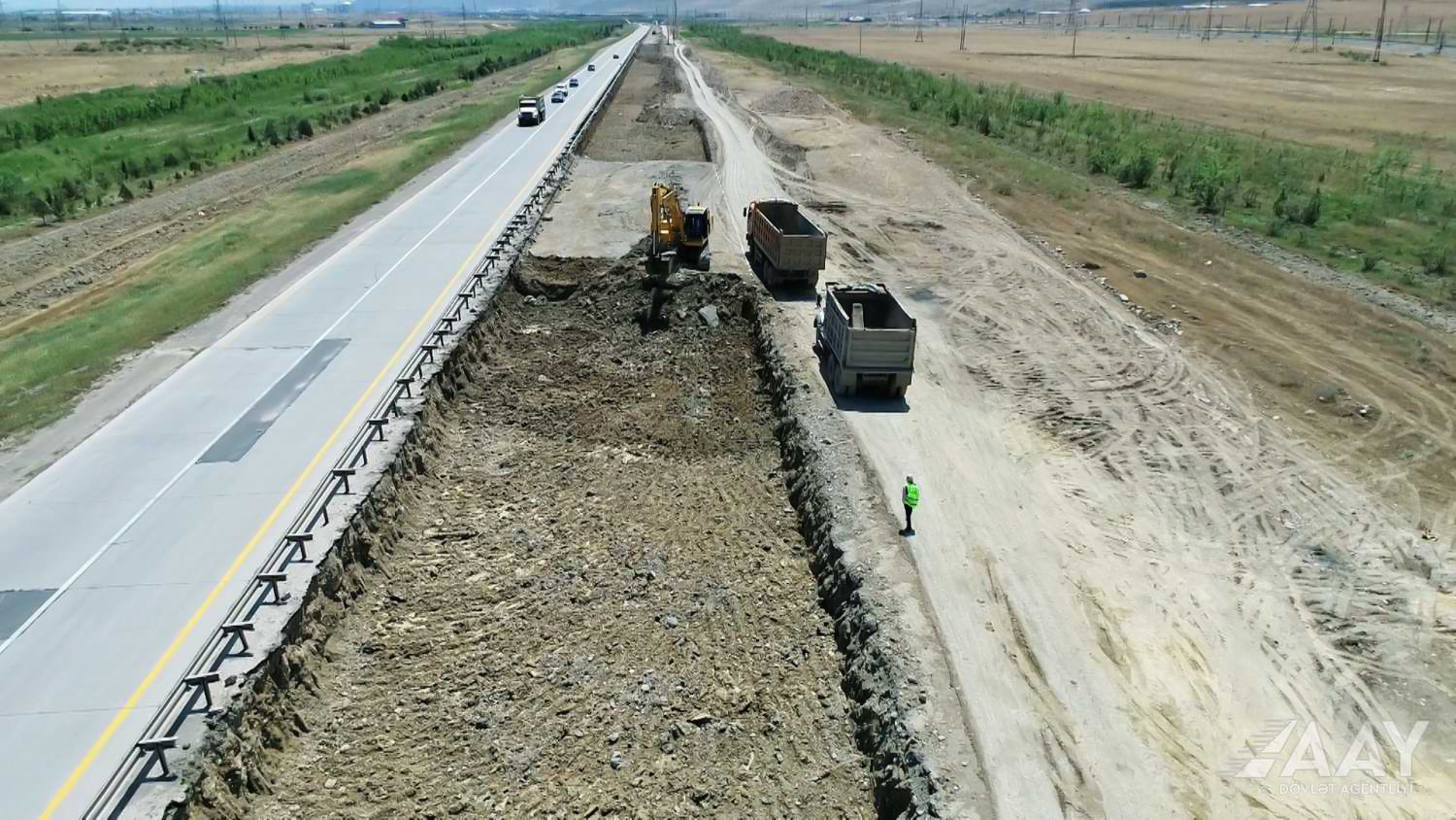 Продолжается реконструкция автодороги Баку - Губа - граница с РФ - ВИДЕО
