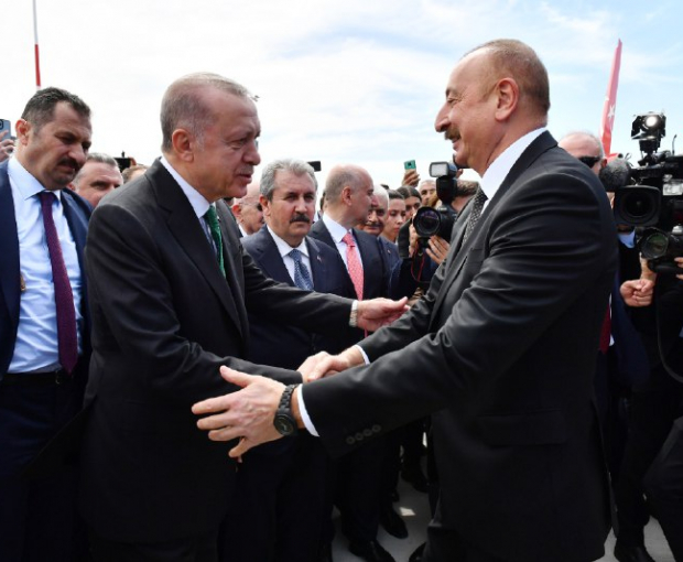 Эрдоган поблагодарил Ильхама Алиева
