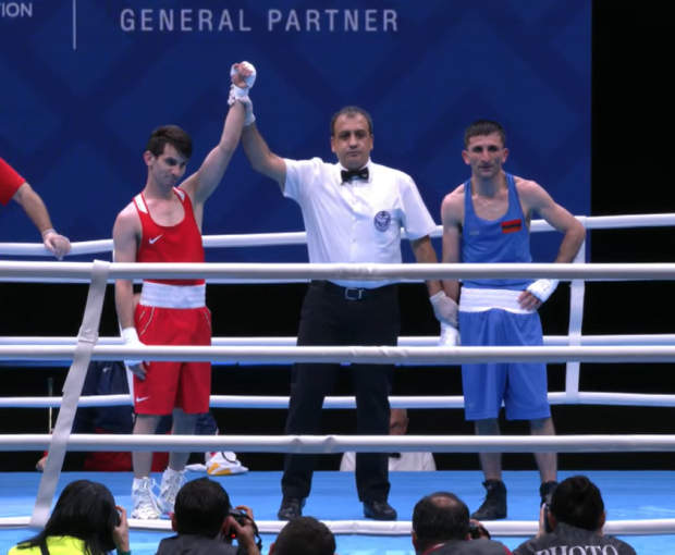 Боксер-азербайджанец одержал победу над армянским соперником в Ереване - ФОТО
