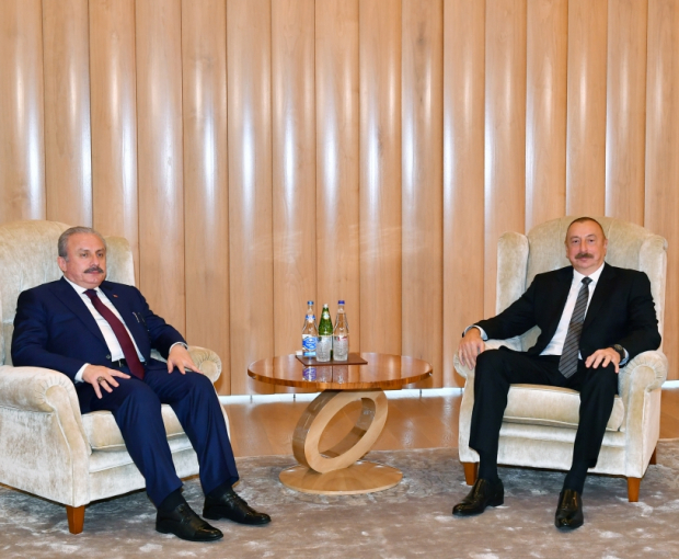 Ильхам Алиев принял председателя Великого национального собрания Турции