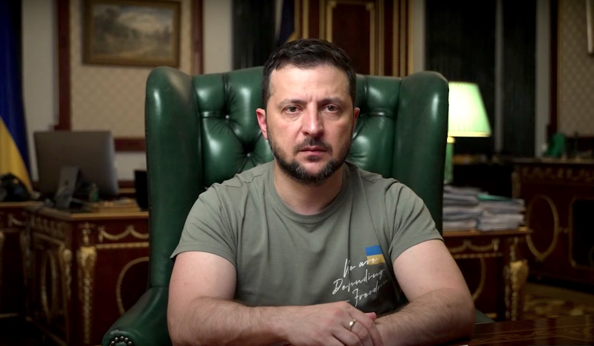 Зеленский объяснил увольнение нескольких послов Украины