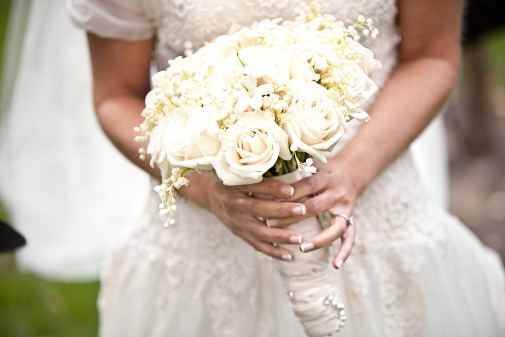 В Азербайджане невеста повесилась в день свадьбы