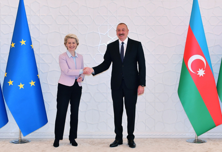 Ильхам Алиев и Урсула фон дер Ляйен выступили с совместным заявлением для прессы - ВИДЕО