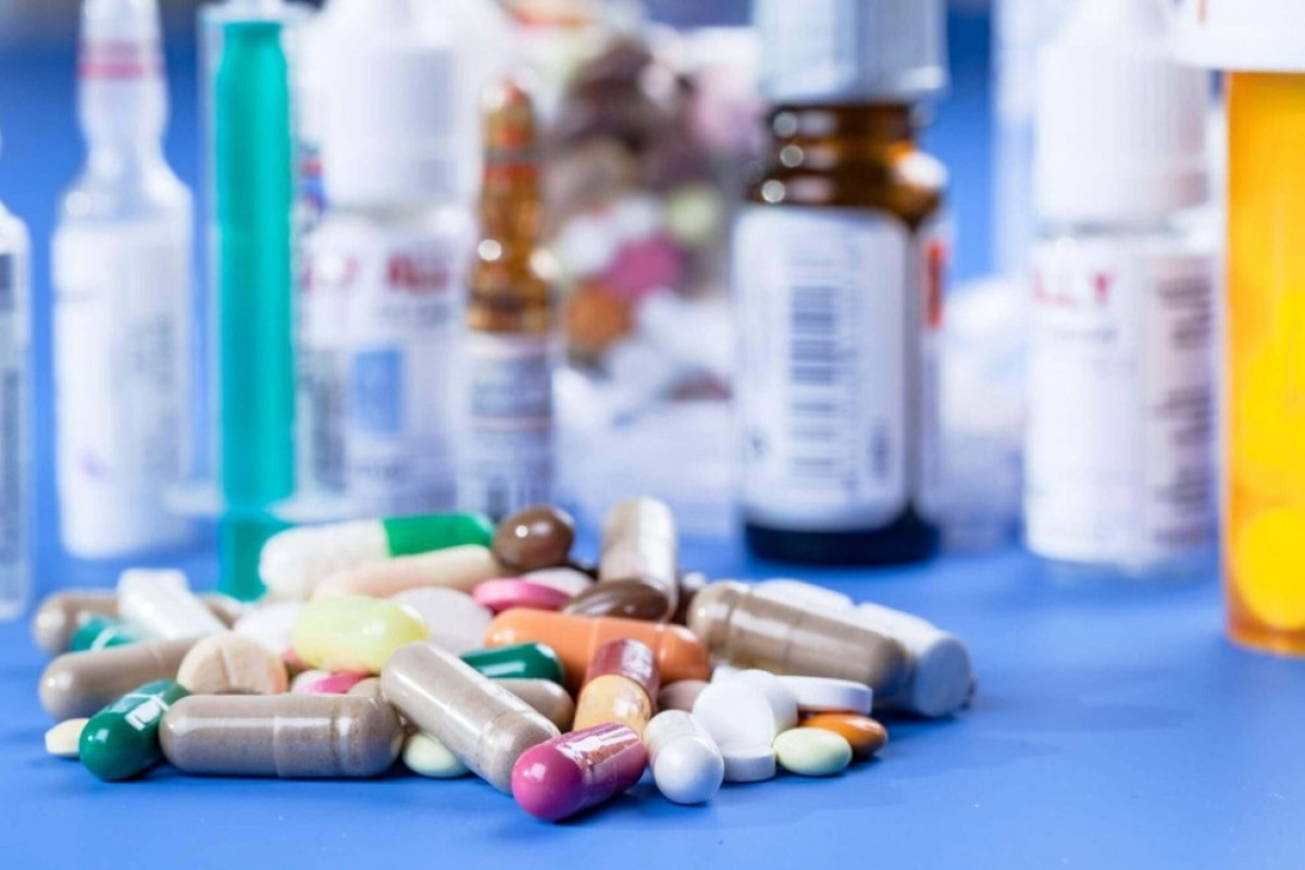Утверждены цены на 337 лекарственных средств, недавно зарегистрированных в Азербайджане
