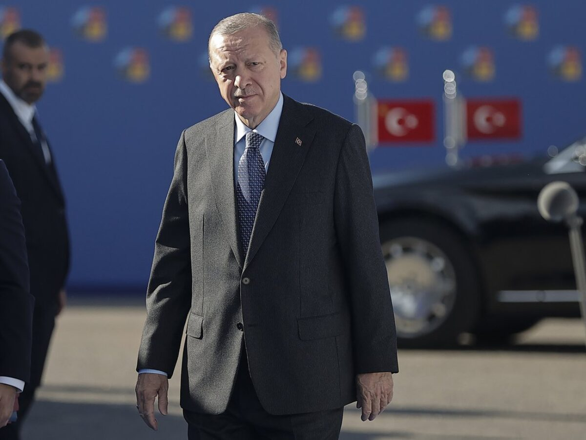 Эрдоган навестил семью шехида операции "Пендже-Килит" - ФОТО