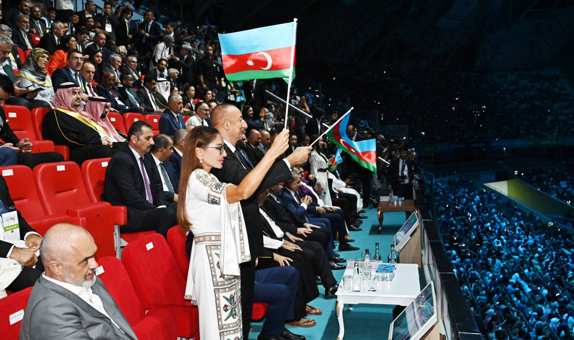 Ильхам Алиев и Мехрибан Алиева приняли участие в церемонии открытия V Исламиады - ОБНОВЛЕНО + ВИДЕО