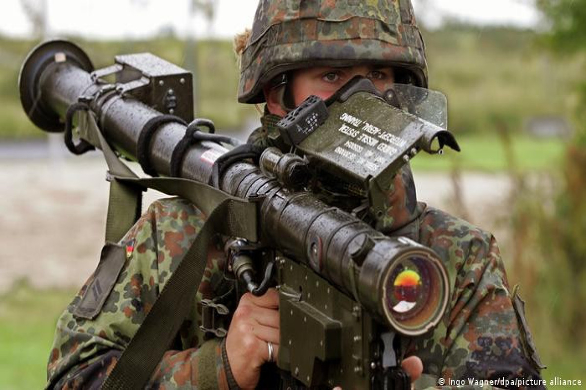 Германия намерена поставить Киеву оружие на пол миллиарда евро